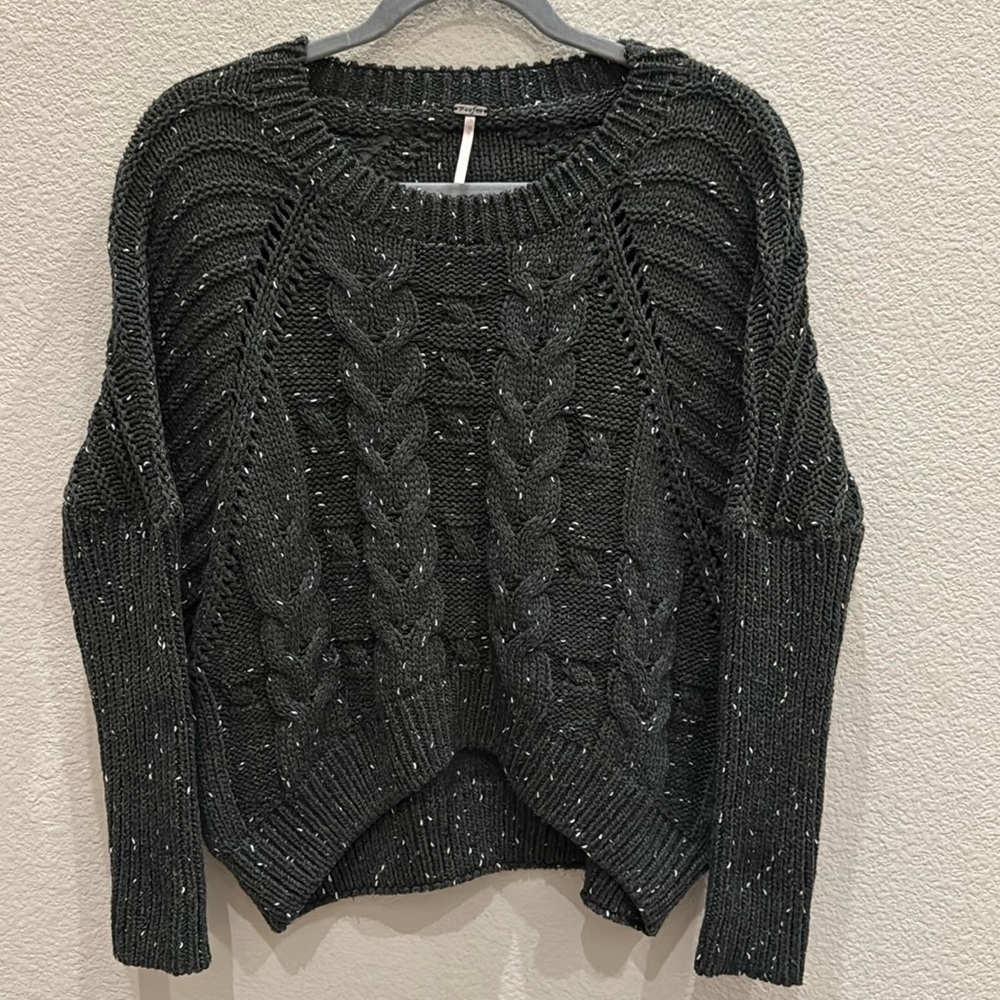 Poof Crewneck Sweater Small EUC